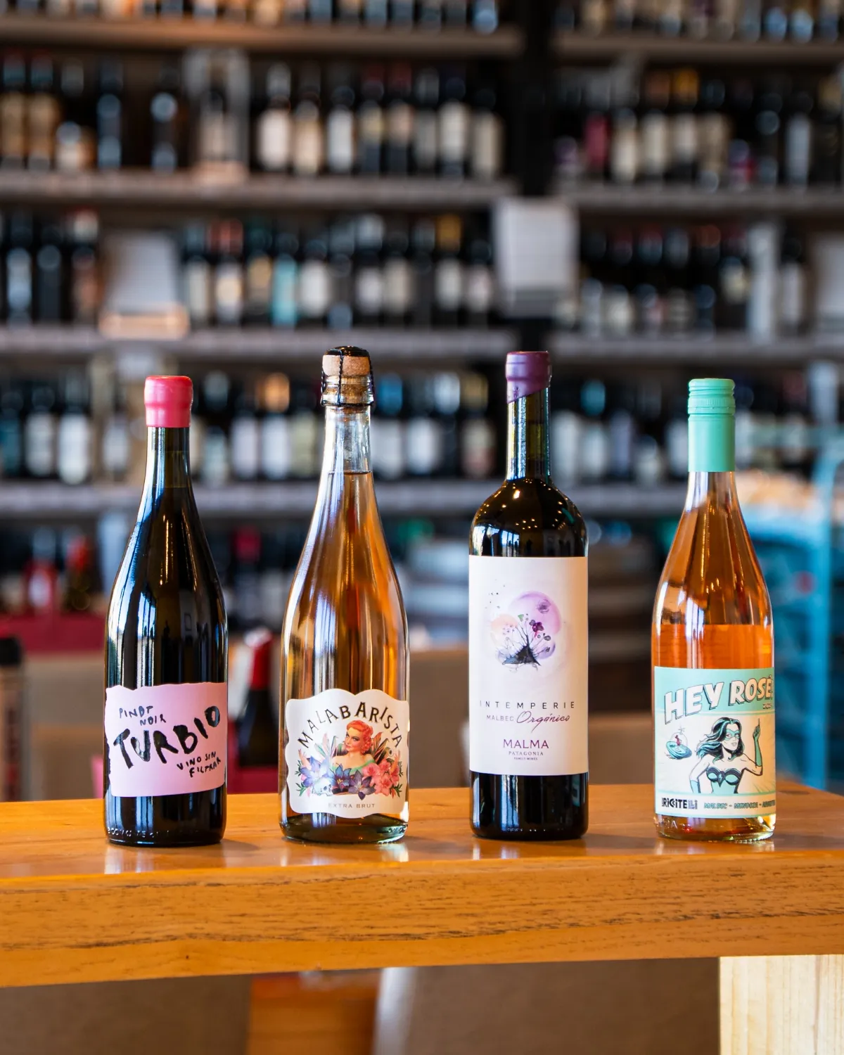 Los cuatro vinos del box Día de la Madre en la vinoteca Quelhue